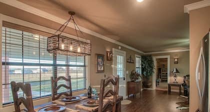 Lone Star Cabin No. 1 - Texas Hill Country