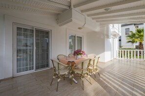 奢華別墅, 4 間臥室 | 露台/庭院