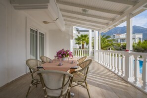 Villa Luxe, 4 chambres | Terrasse/Patio