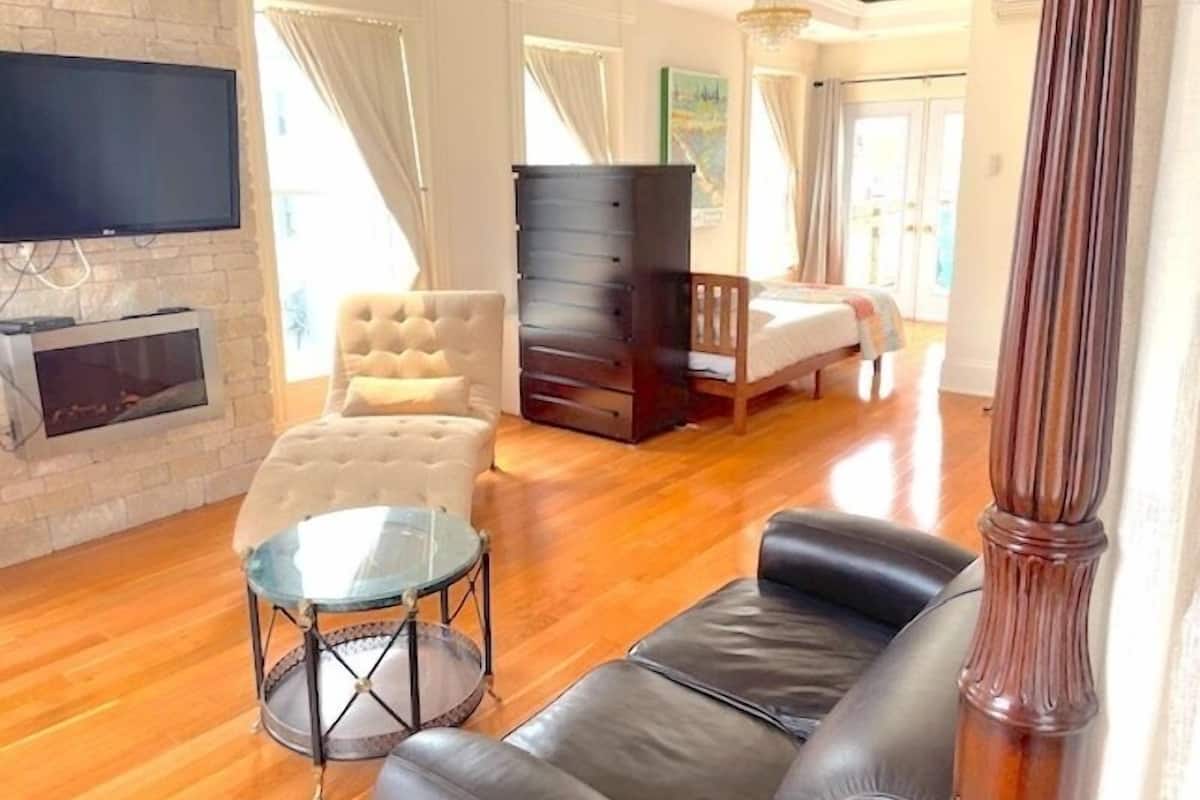 Luxury-Apartment, 2 Schlafzimmer, eingeschränkter Meerblick