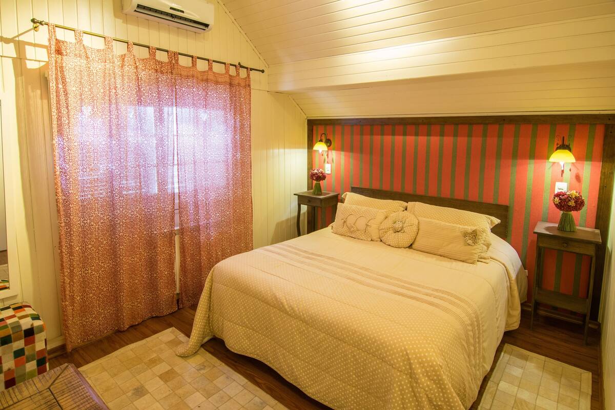 Apartment (Cozinha Auxiliar) | Premium bedding, minibar, blackout drapes