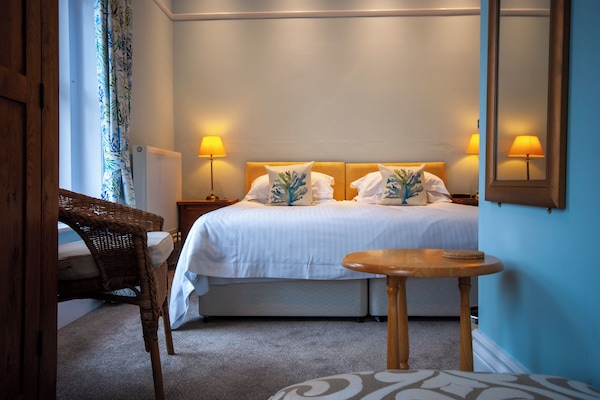 Dobbelt- eller tomannsrom – superior | Individuelt dekorert, individuelt innredet og skrivebord