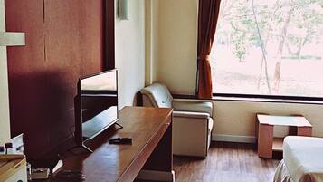 Standard Twin Room | Free WiFi