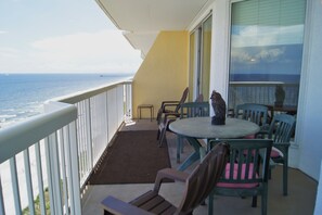 Condo, 3 Bedrooms | Outdoor dining