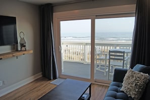 Lejlighed - 2 soveværelser | Stue | Fladskærms-tv