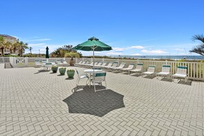 Condo, 4 Bedrooms | Property grounds