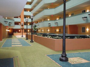 Condo, 3 Bedrooms | Interior