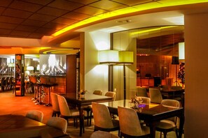 Breakfast, lunch, dinner served; local cuisine  - Lozengrad Hotel (Kirklareli)