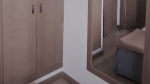미분류 이미지, 5/25장, 버튼