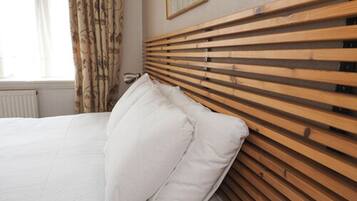 Standard Double or Twin Room | Premium bedding, iron/ironing board, cots/infant beds, free WiFi