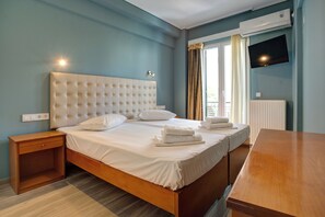 1 bedroom, in-room safe, desk, blackout curtains - Heliotrope The Studios (Lesvos)