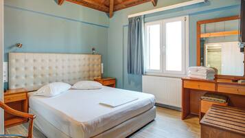 Apartamento luxo, 1 quarto (B1) | 1 quarto, cofres nos quartos, escrivaninha, cortinas blackout