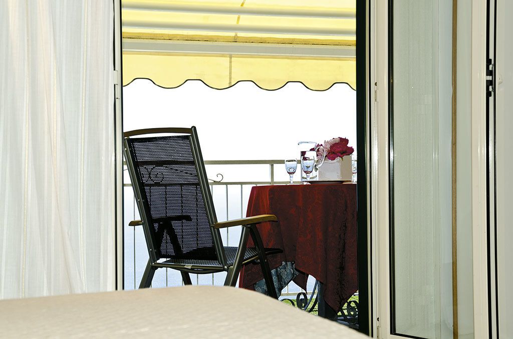 Camera Comfort, balcone, vista mare | Vista dalla camera