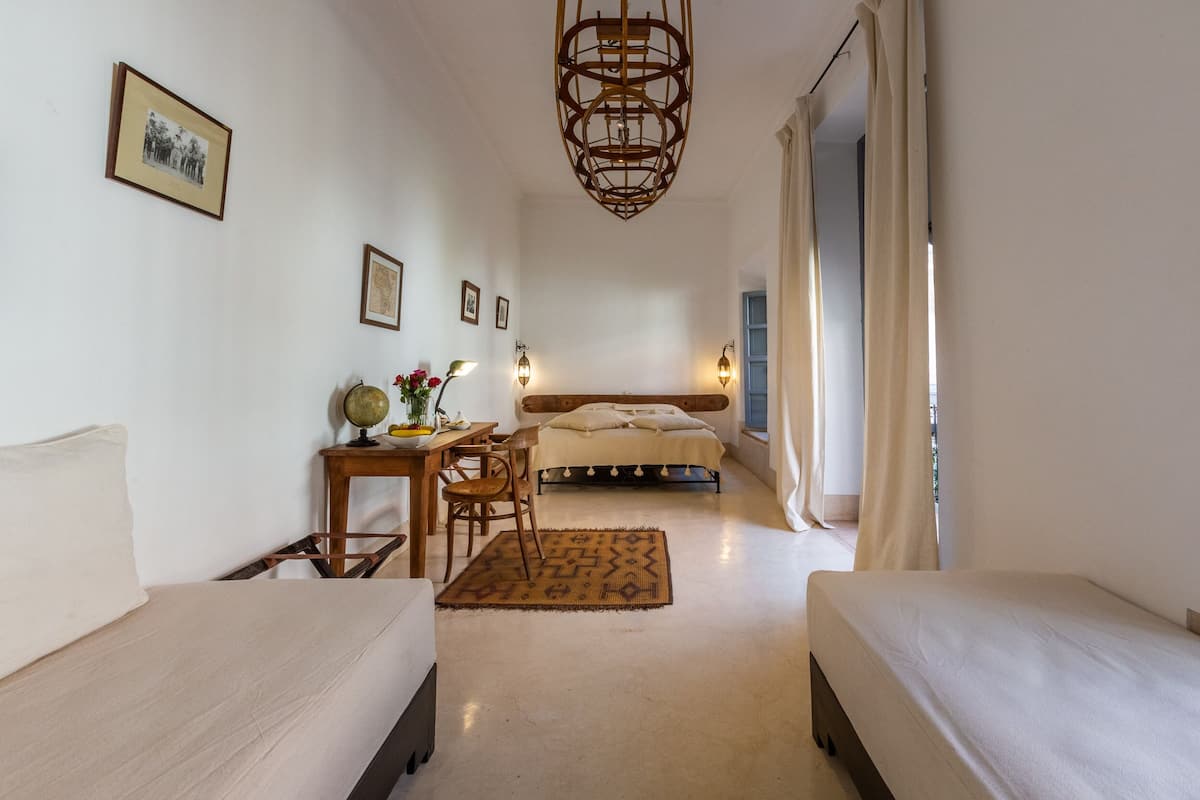 Double Room (Kinshasa)