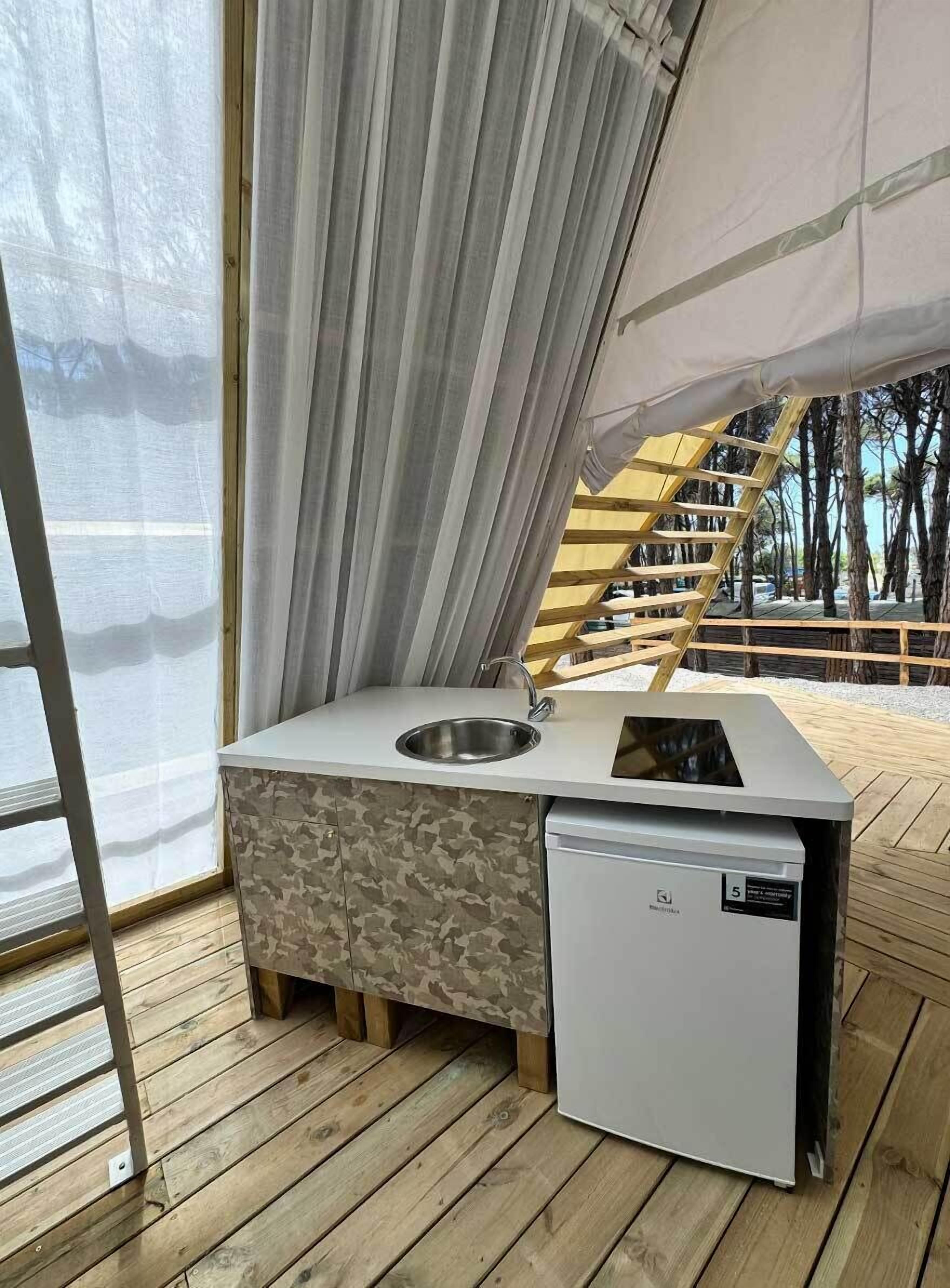 Exclusive-Zelt, 2 Schlafzimmer | Wohnbereich