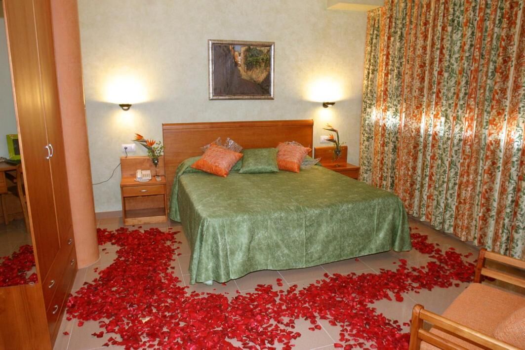 semi suite | hypo-allergenic bedding, desk, laptop workspace, blackout curtains