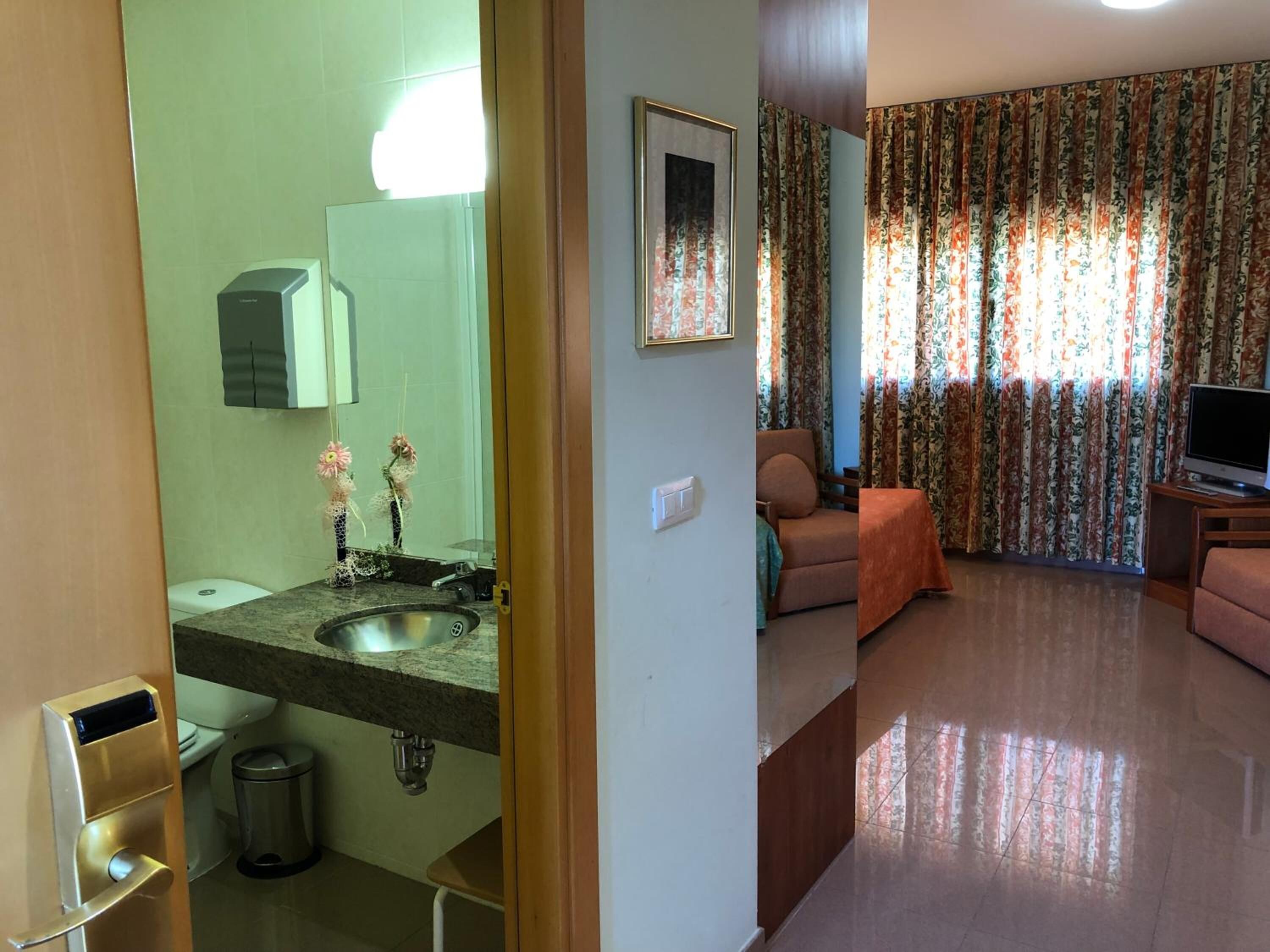 free toiletries, hair dryer, towels