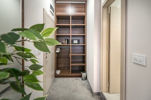 One Bedroom Suite | 義大利 Frette 床單、高級寢具、迷你吧、客房內保險箱
