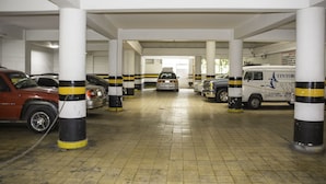 Free self parking - Hotel Durango (Durango)