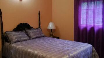 1 habitación, sábanas de algodón egipcio y ropa de cama de alta calidad