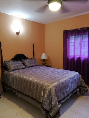 Apartamento executivo, 1 quarto, cozinha, vista para a cidade | 1 quarto, roupas de cama de algodão egípcio, roupas de cama premium