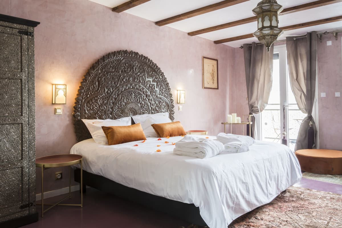 honeymoon double room (mille et une nuits) | premium bedding, individually decorated, individually furnished