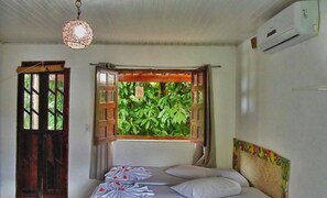 1 bedroom, minibar, blackout curtains, iron/ironing board - Pousada Costa do Cacau (Itacaré)