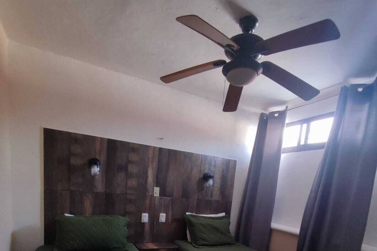 1 habitación y ropa de cama de alta calidad