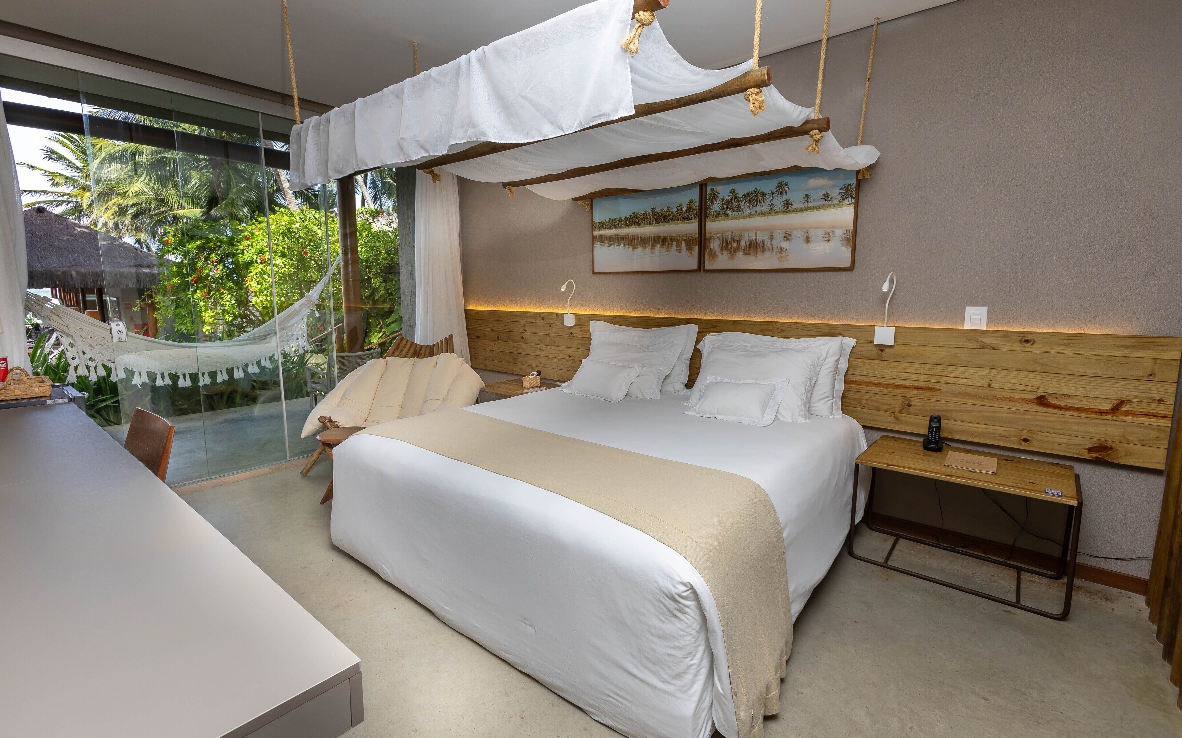 grand suite | egyptian cotton sheets, premium bedding, pillow-top beds, minibar