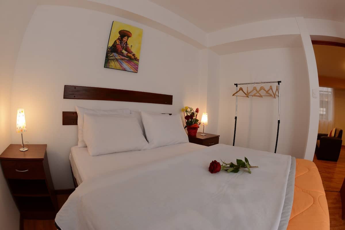 Appartement Familial, 2 chambres, 2 salles de bains | 1 chambre, fer et planche à repasser, Wi-Fi gratuit, draps fournis
