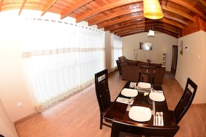 Restauration dans la chambre
