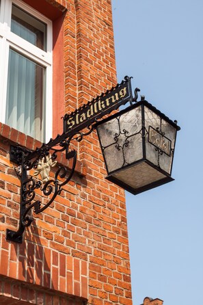 Exterior detail - Hotel Stadtkrug (Parchim)