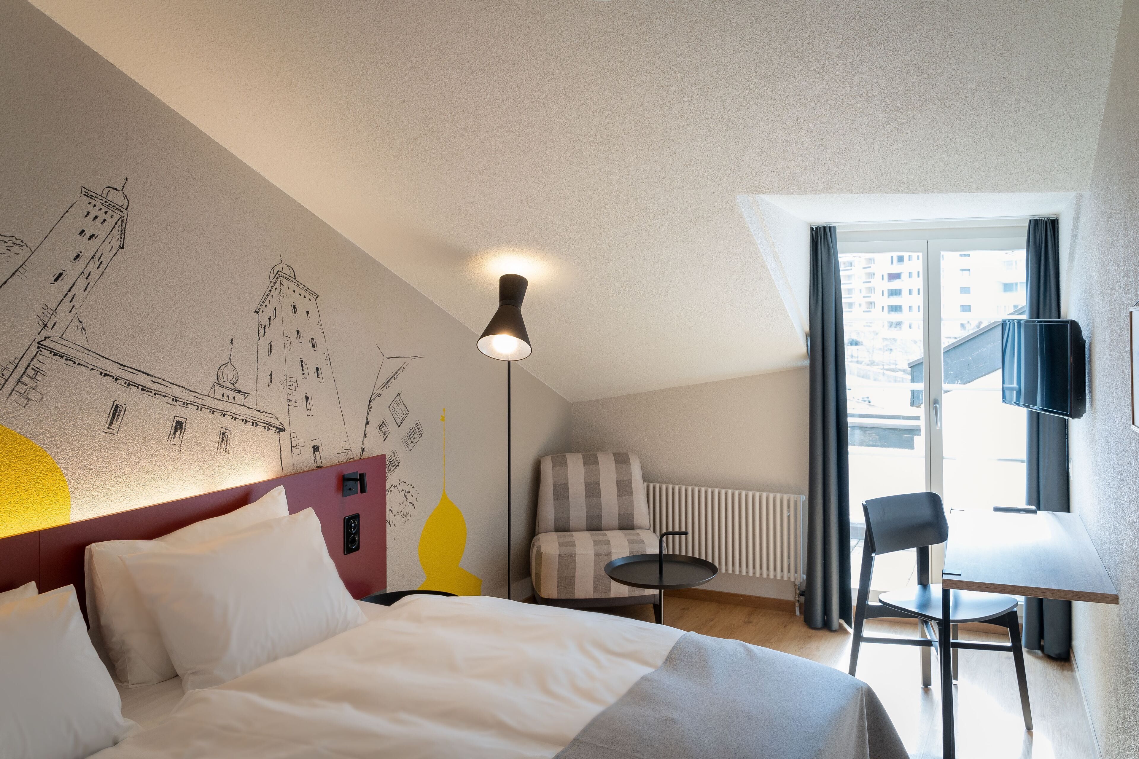 roof double room with balcony | 1 bedroom, desk, soundproofing, free wifi