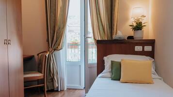 1 bedroom, minibar, in-room safe, desk