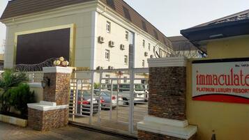 Facciata della struttura