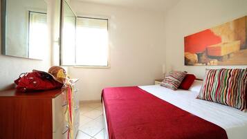 ์ํํธ, 1์ธต (6 Zeus) | ๊ฐ๊ฐ ๋ค๋ฅธ ์คํ์ผ์ ์ธํ
๋ฆฌ์ด, ๋ค๋ฆฌ๋ฏธ/๋ค๋ฆฌ๋ฏธํ, ์ ์์ฉ ์นจ๋