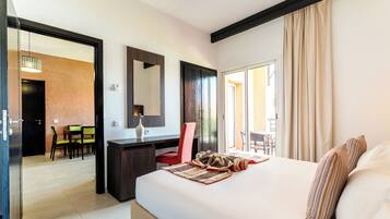 1 bedroom, premium bedding, down comforters, minibar