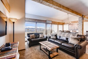 Condo, 3 Bedrooms | Living room - Gold Point 5C By Peak Property Management (Breckenridge)