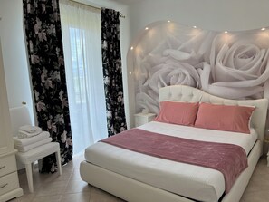 Panoramic Double Room, 1 Bedroom, Mountain View | Down comforters, blackout drapes, free WiFi, bed sheets - B&B Euthalia (Riposto)