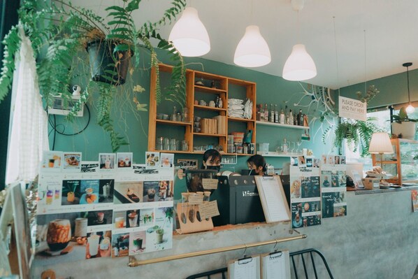 Interior - Shanti-Retreat Hotel (Pua)