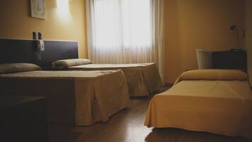 Habitación triple | Ropa de cama