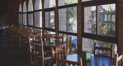 Hotel Restaurante La Bodega