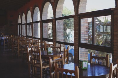 Hotel Restaurante La Bodega