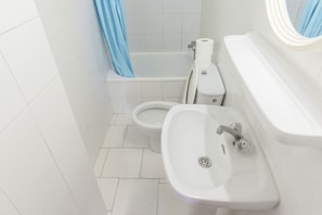 Articles de toilette gratuits, serviettes fournies