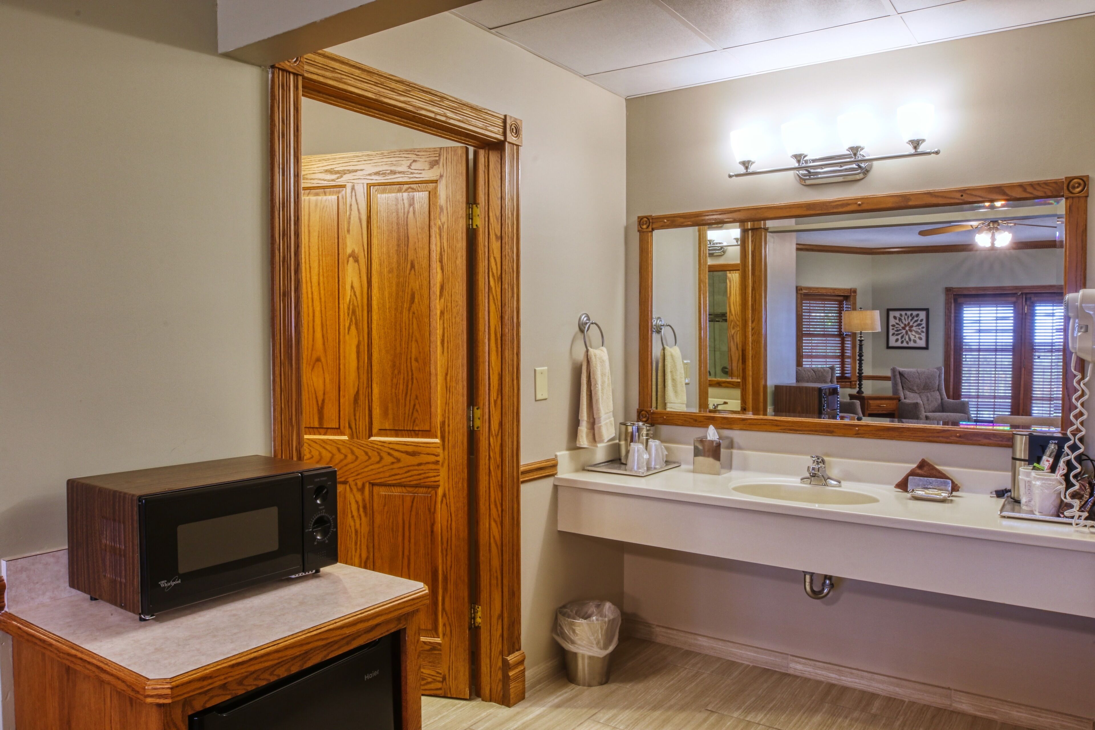 executive room, 1 king bed with sofa bed | bathroom | shower, designer toiletries, hair dryer, towels