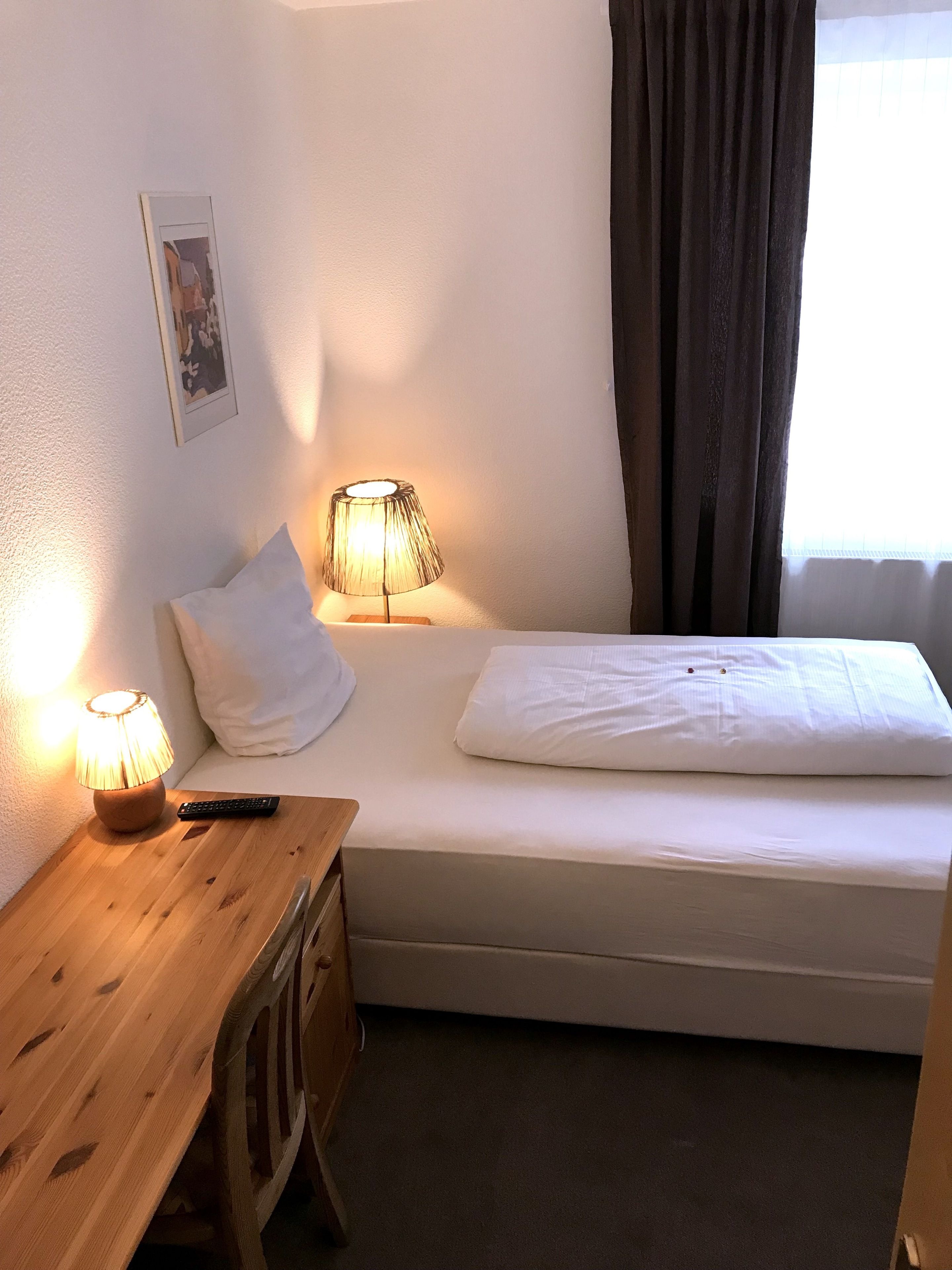 Escritorio, camas plegables/adicionales, wifi gratis y ropa de cama 