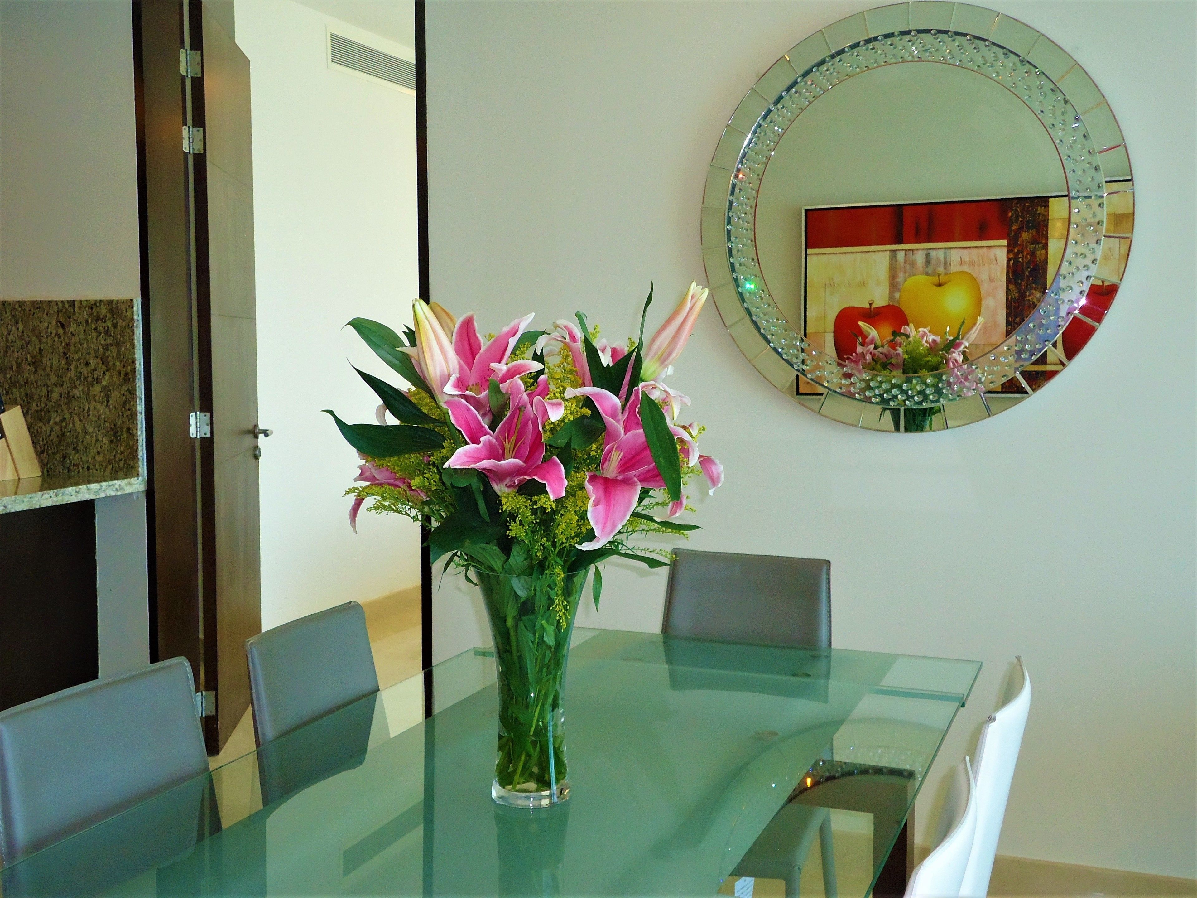 premium apartment, 3 bedrooms, sea facing | in-room dining