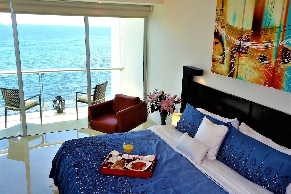 premium apartment, 3 bedrooms, sea facing | 3 bedrooms, premium bedding, in-room safe, desk