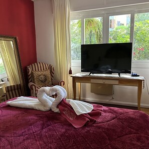 Literie de qualité supérieure, couette en duvet d'oie, minibar