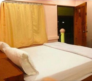 Standard Room - Nakorn Nan Apartment (Pua)